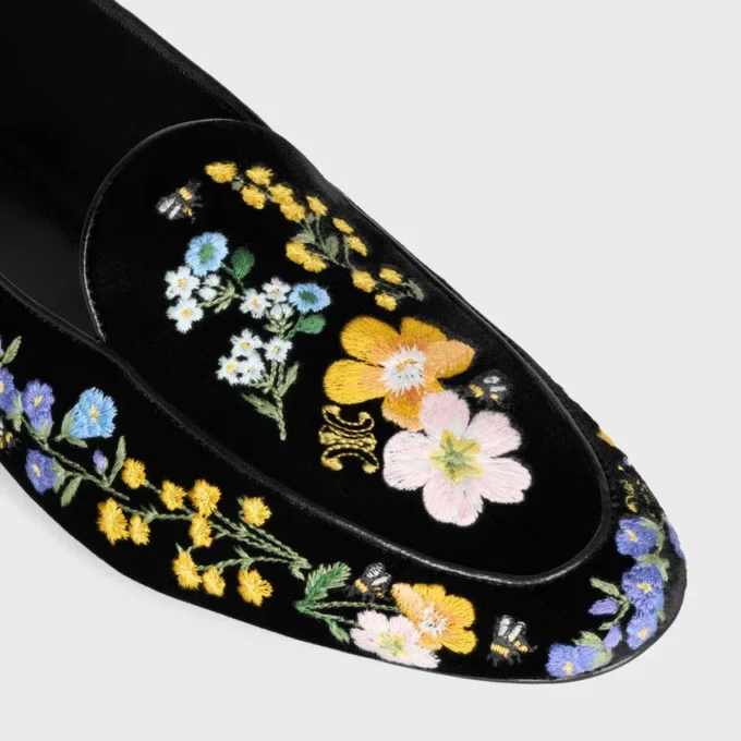 Aura Loafer van fluweel met geborduurde bloemen