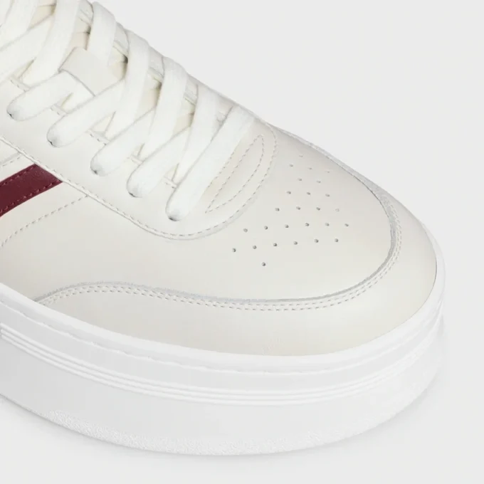 CELINE – Block sneakers met Triomphe-achterkant en sleehakzool van kalfsleer