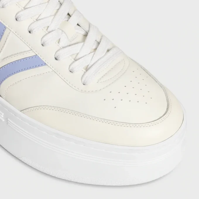 CELINE – Block sneakers met Triomphe-achterkant en sleehakzool van kalfsleer