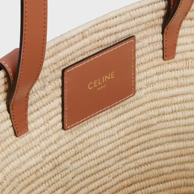 Celine Classic Panier Small gevlochten Triomphe van raffia en kalfsleer