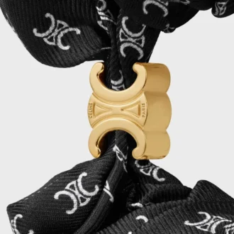 CELINE Mini Triomphe Scrunchy van zijde en messing met gouden afwerking