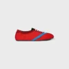 De platte sneaker in grosgrain, fluweel, suède geitenleer en lamsleer