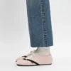 De platte sneaker in grosgrain, fluweel, suède geitenleer en lamsleer