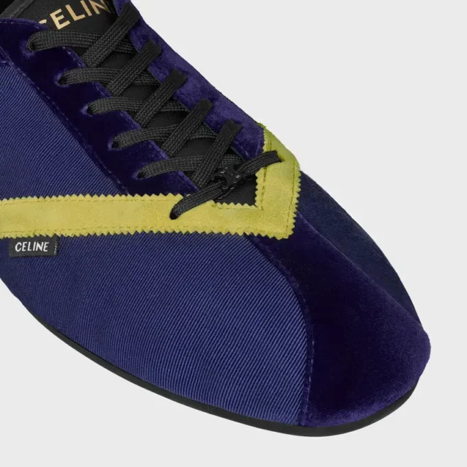 De platte sneaker in grosgrain, fluweel, suède kalfsleer en lamsleer