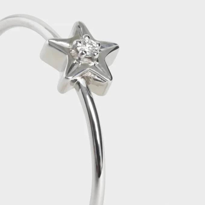 Etoile CELINE-ring in witgoud en diamant