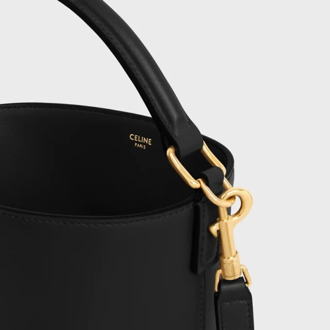 Kleine Bucket Louise van glad kalfsleer