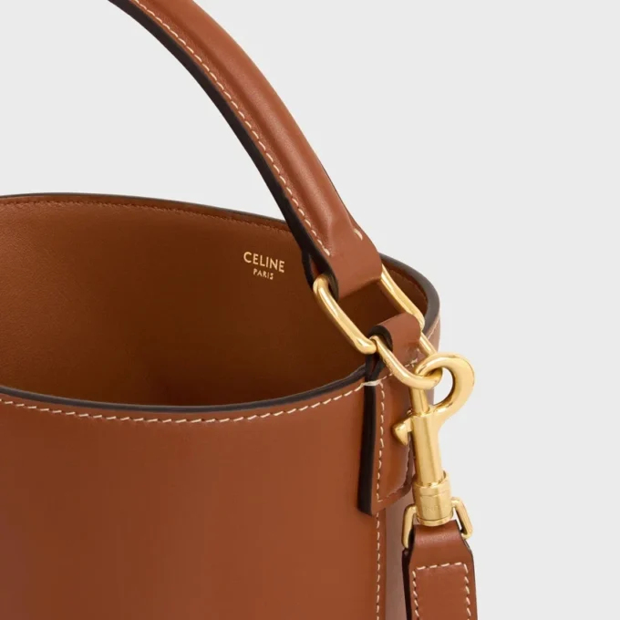 Kleine Bucket Louise van glad kalfsleer