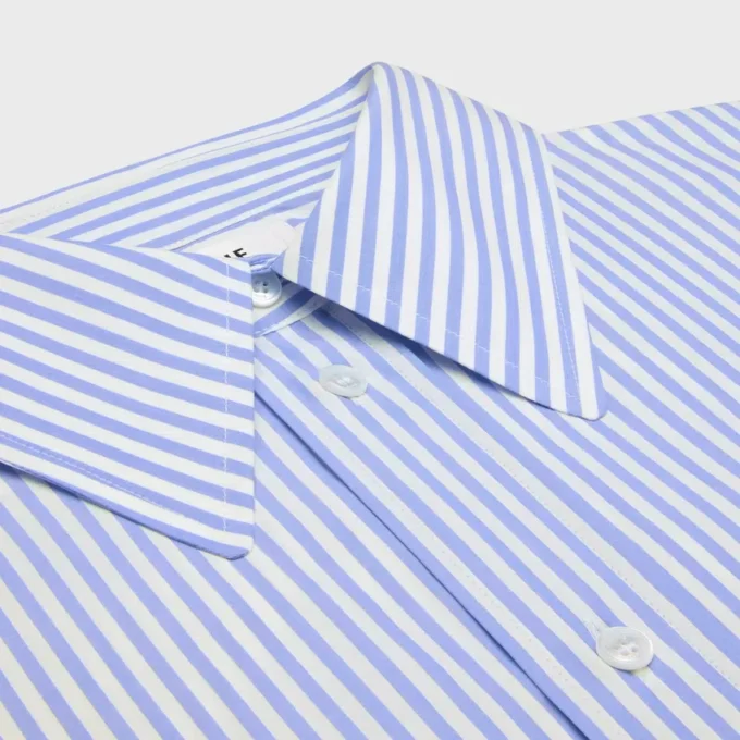 Kort shirt van gestreept katoenpopeline