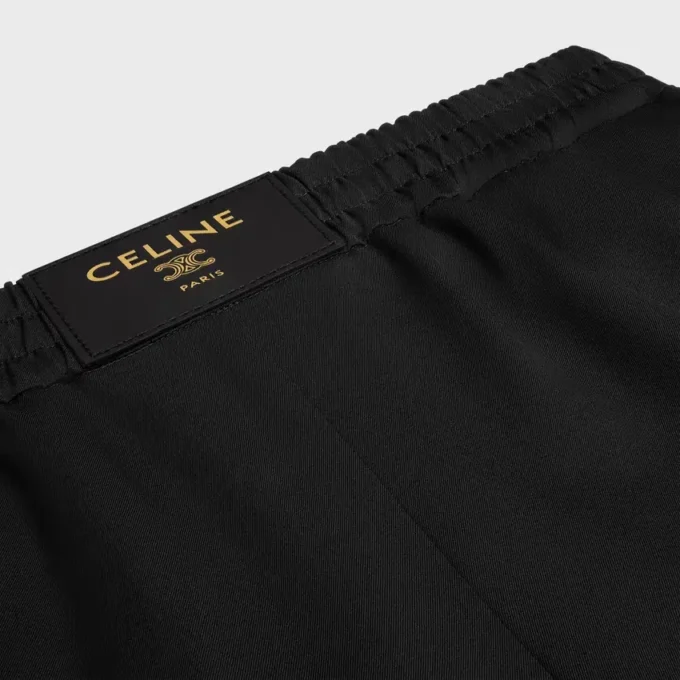 Korte broek van wollen twill