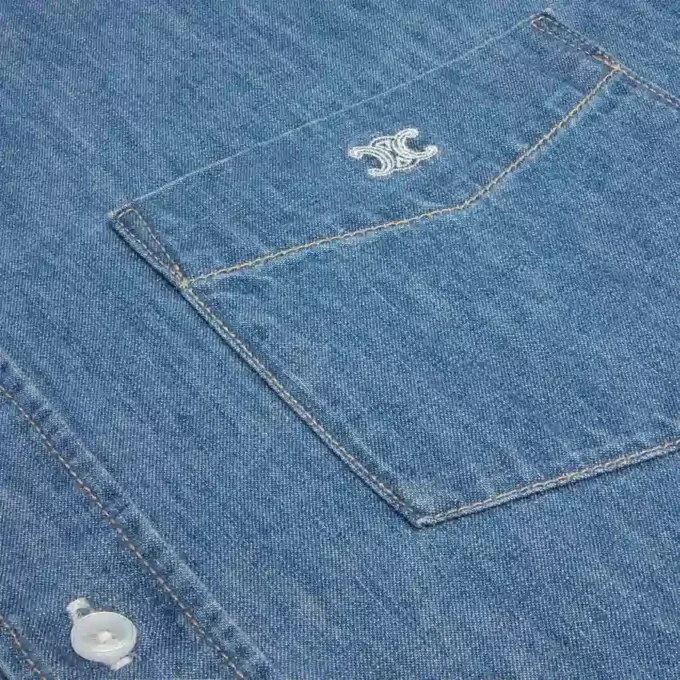 Kortmouwshirt van katoendenim Kortmouwshirt van katoendenim