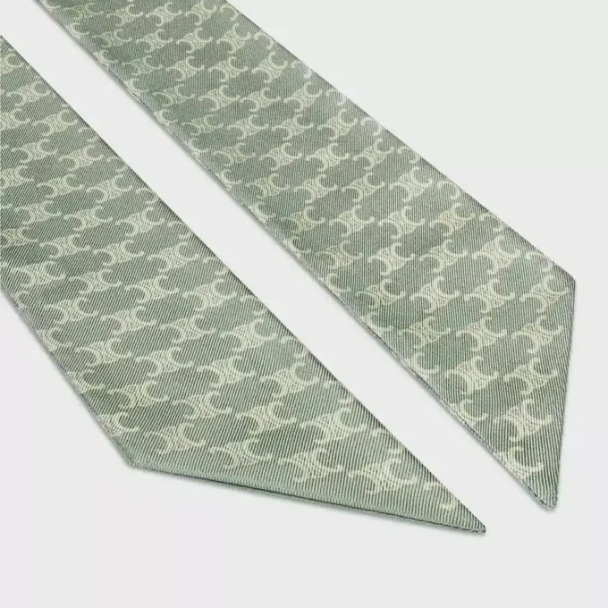 Lavalliere in Mini Triomphe-zijde twill