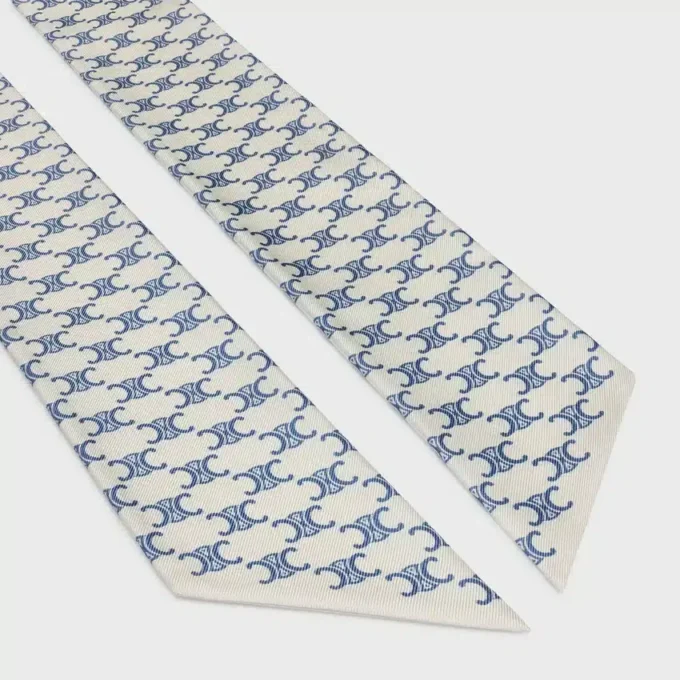 Lavalliere in Triomphe-zijden twill