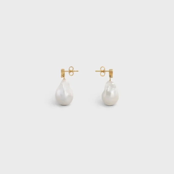 Les Perles CELINE Baroque oorbellen van messing met gouden afwerking en gekweekte parels