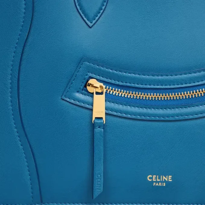 Middelgroot etui van glanzend kalfsleer Middelgroot etui van glanzend kalfsleer