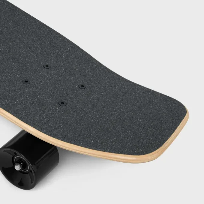 Mini-cruiser van hout met CELINE-print