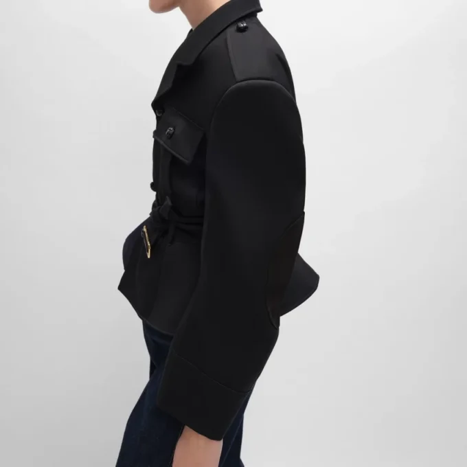 Peplumjasje van wollen gabardine