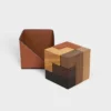 Puzzelkubus in houten en natuurlijk kalfsleren etui