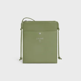 Sharp Pouch Take Away van glad lamsleer