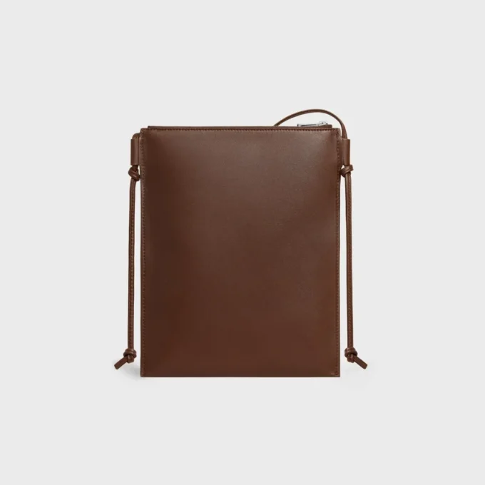 Sharp Pouch Take Away van glad lamsleer
