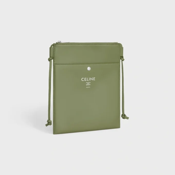 Sharp Pouch Take Away van glad lamsleer
