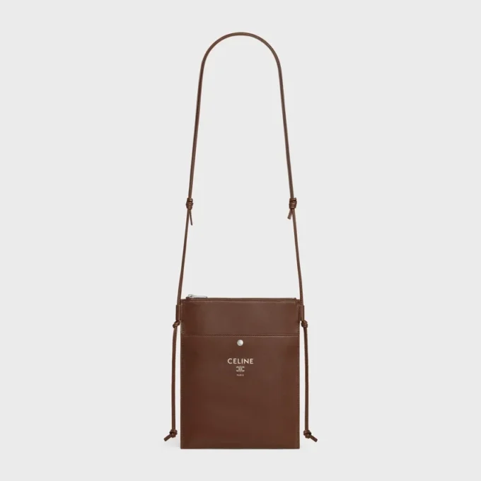 Sharp Pouch Take Away van glad lamsleer