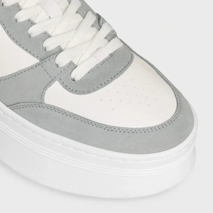Sneaker met blokhak van kalfsleer en suède kalfsleer
