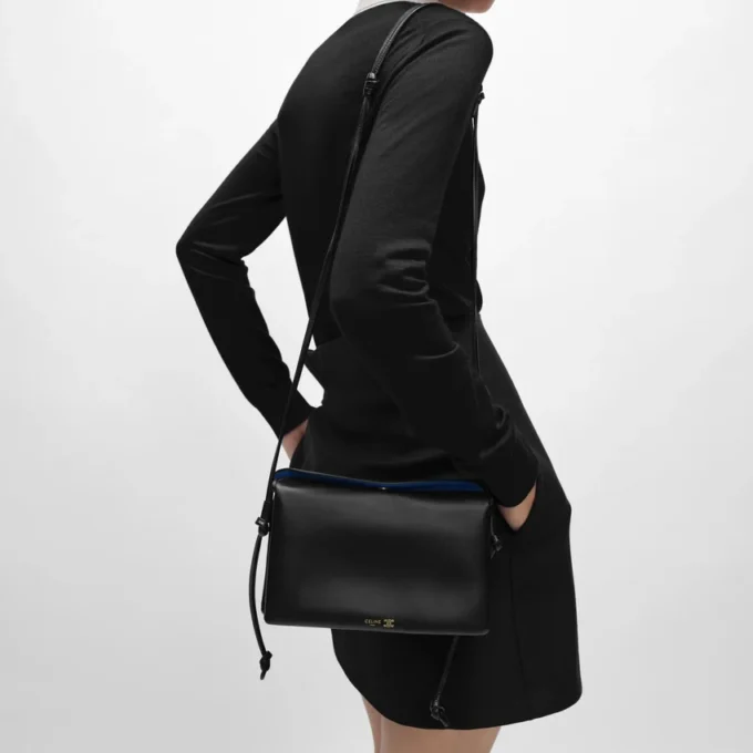 Trio Flap in glad lamsleer