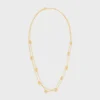 Triomphe Pearl dubbele ketting van messing met gouden afwerking en harsparels