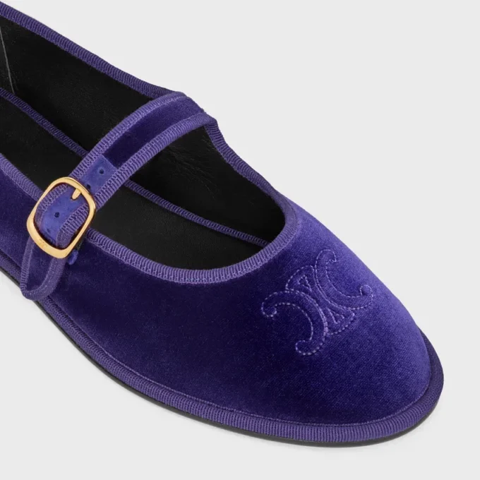 ÈVe Triomphe ballerina van fluweel